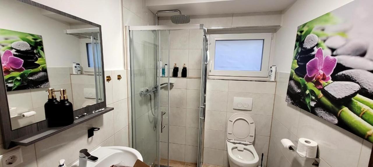 Schoene Wohnung Am Georgenberg Reutlingen Zewnętrze zdjęcie